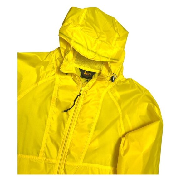 REI Waterproof Jacket Yellow Lightweight Packable Windbreaker Mens Medium - Picture 3 of 6
